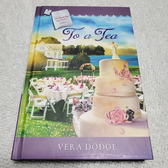 Tearoom Mysteries books 1 - 4 - Picture 5 of 7